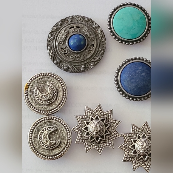 Vintage LOT 14 Snap Open Button Covers Star Moon Heart and more designs - Picture 8 of 16